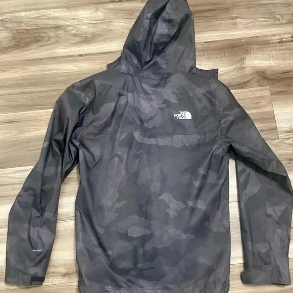 The North Face Men's Black Camo Raincoat Millerton shell jacket - Picture 4 of 5